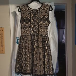 BLACK LACE DRESS